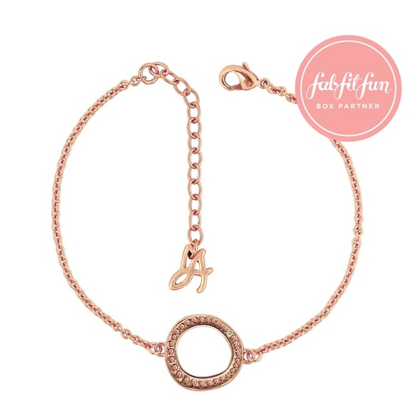 Adore Bracelet - Picture 1 of 4